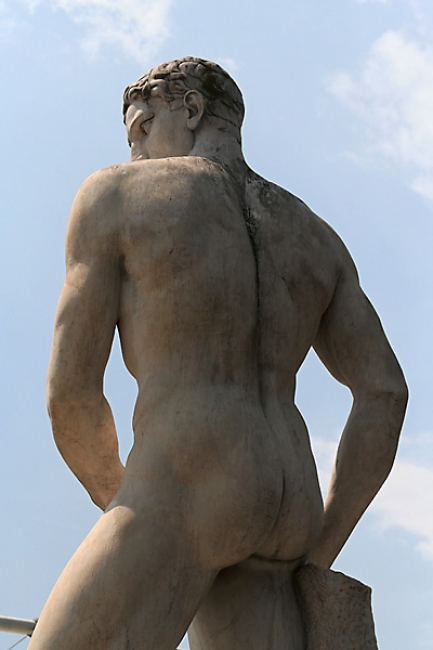 Stadio dei marmi 166